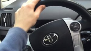 Toyota Prius 30 стук в рулевой