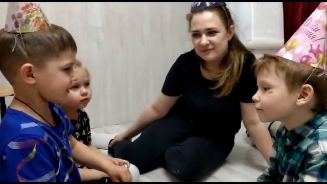 Позитивия 03 04 2021 Шестилетие день рождения в садике, танцы хоровод клип воспитатель Алла Останни смотреть онлайн