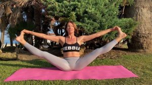 YOGA HUB. FLEXIBLE GIRL. HIP STRETCH. STRETCHING WORKOUT. GYMNASTIC FLEX. SPLIT STRECHES. YOGA ART