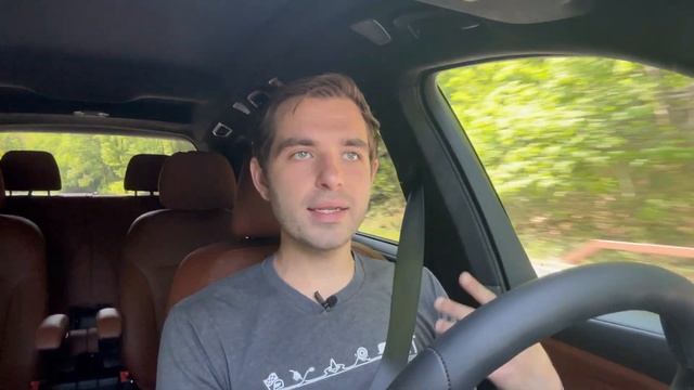 First Drive: 2023 Alpina XB7 Review - BMW X7 Variant Worth THIS Much? смотреть онлайн