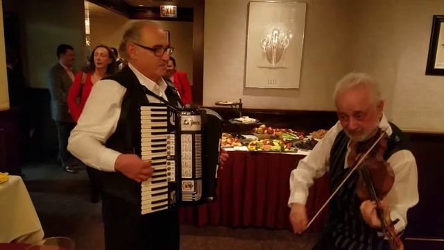 Czardas - violin/accordion смотреть онлайн