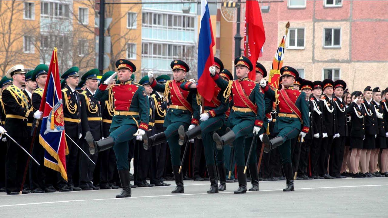 Парад в честь 76-й годовщины Великой Победы в Южно-Сахалинске