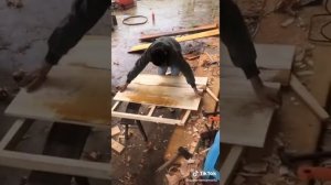 Сделал своими руками машину мерседес ?