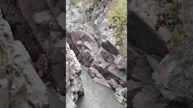 Гранитный каньон. Река Белая.
