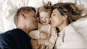 АНТОНИНА ПАПЕРНАЯ. КТО МУЖ КРАСАВИЦЫ -АКТРИСЫ?