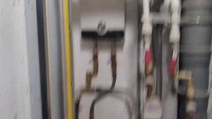 Установка сантехнического люка евростандарт.