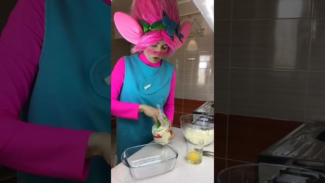 Кулинарный марафон. День 3: Рецепт творожной запеканки смотреть онлайн