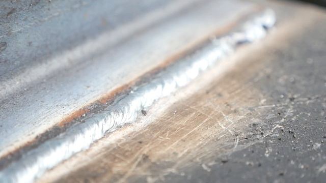 ตู้เชื่อมไฟฟ้า DAEWOO รุ่น DW285MMA смотреть онлайн