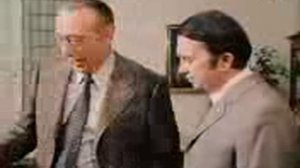 Derrick S01E01 "Waldweg" nor subs