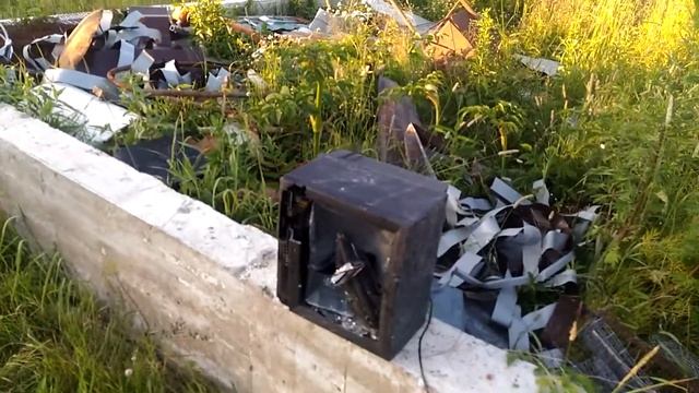 Краш тест телевизора или как разбить телевизор на даче Уничтожили смотреть онлайн