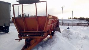Обнова - прицеп навозоразбрасыватель МТТ 9.