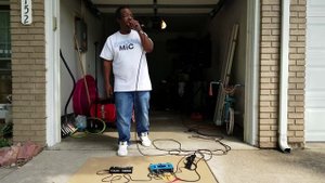 TC Helicon VoiceLive Play Autotune Demo - Fake Love Cover by Carolina MiC