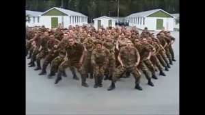 Танец племени Маори хака в исполнении военных