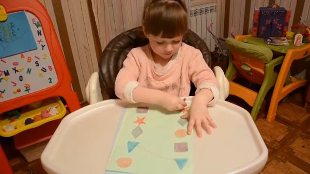 Чем занять ребенка, за 5 минут? ??? Логическая игра - Лика Хурция ( 3года 7мес)