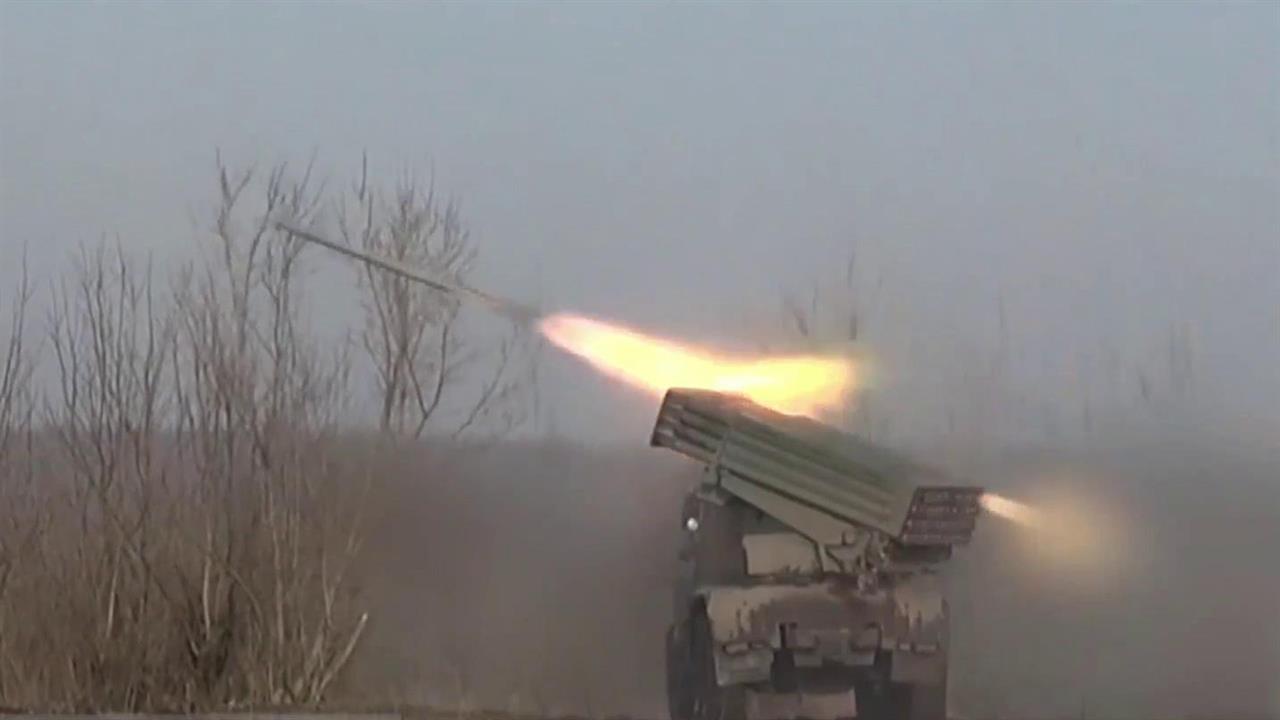 Российские войска ведут наступление на Донецком направлении, сообщило Минобороны