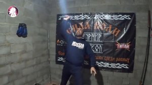 Сколько Поднимет 38 лет 32 кг Гиря? Как жать гирю стоя?