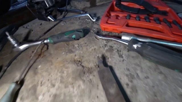 Замена подшипника кондиционера Renault Megane 2. Сильно шелестит подшипник кондиционера смотреть онлайн