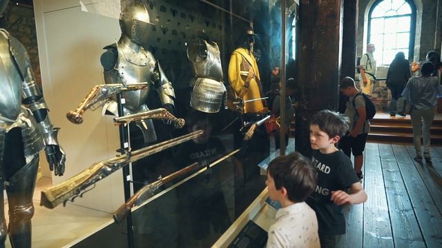Tower Of London Crown Jewels & Royal Armoury Tour