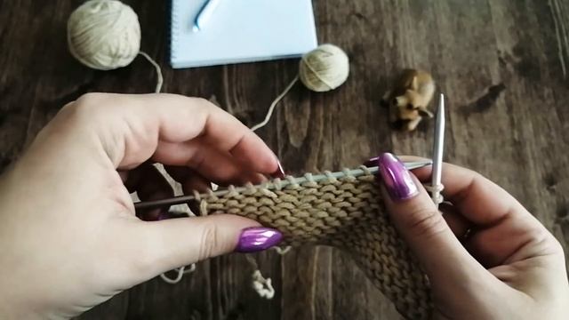 Как вязать скос плеча с открытыми петлями / Как сшить плечо методом трех спиц