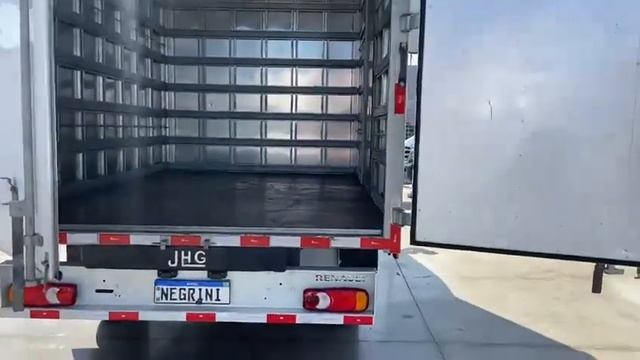 Renault Master Baú - 2022 cód 97 смотреть онлайн