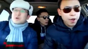 Прикол в машине казахи))))