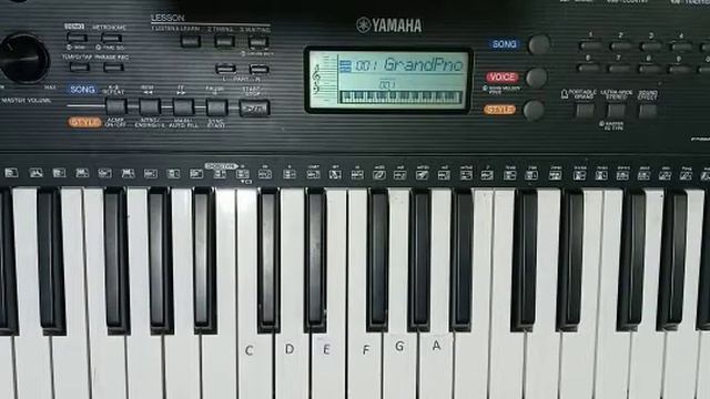 How to play "twinkle twinkle little star" on the electric keyboard. смотреть онлайн
