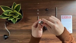 How to Install the Comandante Red Clix - Comandante C40 MK3