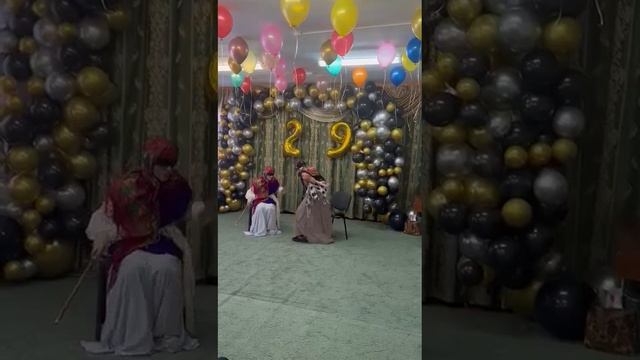 Номера праздничного концерта, часть II смотреть онлайн