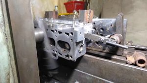 фрезеровка ГБЦ ваз 2115 1.5 на горизонтальном фрезерном станке