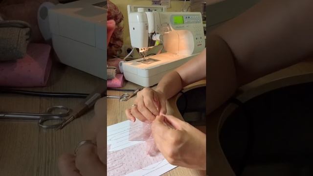 Шьём перчатки из сетки