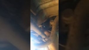 замена задней подушки КПП на автомобиле Калина, Гранта