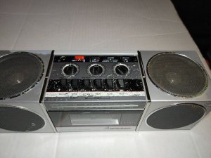 Sanyo M-S400K 4 Speaker Boombox Radio Cassette Recorder Cube -ЯПОНИЯ.