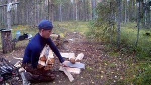 ЖИЗНЬ В ЛЕСУ / ХАРИУС НА УГЛЯХ / БЫТ В ТАЕЖНОЙ ИЗБЕ / Часть 2 / Наедине с тайгой