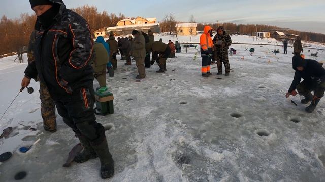 Ловля форели на платнике зимой 2021-2022