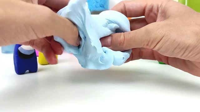 Тестируем слаймы с фигурками Among Us смотреть онлайн