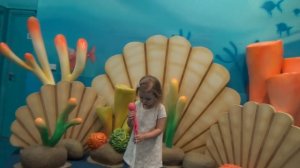 Катя в Дубаи День#6 идём в детский клуб Синдбад купаемся в бассейне кушаем морож