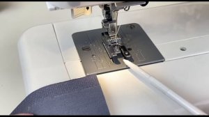 Janome Оверлочная лапка, 200 132 008