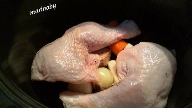 Суп-пюре из брокколи и цветной капусты с курицей