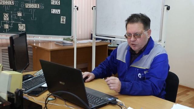 Гидравлики Уральской Стали повышают квалификацию смотреть онлайн