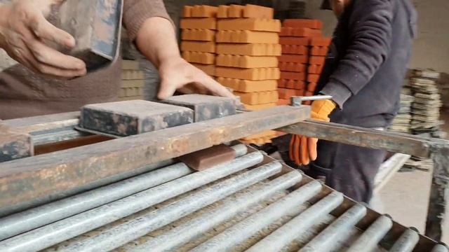 Расформовка брусчатки