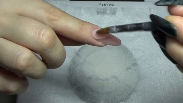 Ремонт ногтей с помощью клея. смотреть онлайн