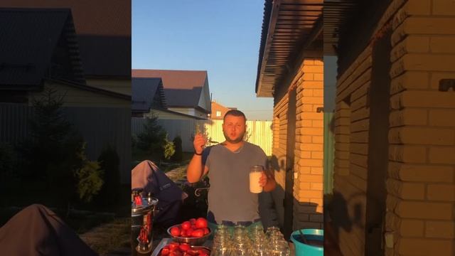 Томаты в собственном соку в автоклаве "Домашний погребок"