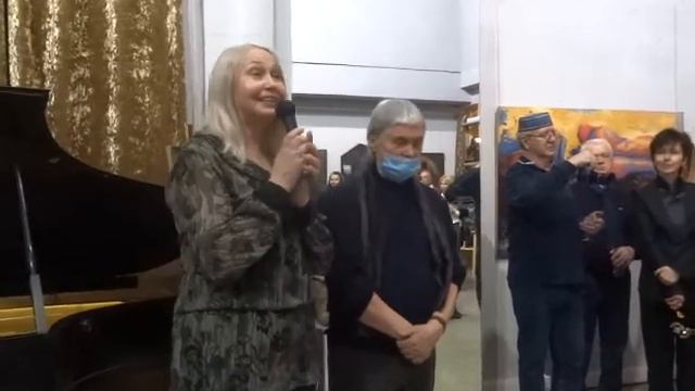 Долгая история появления этой выставки смотреть онлайн