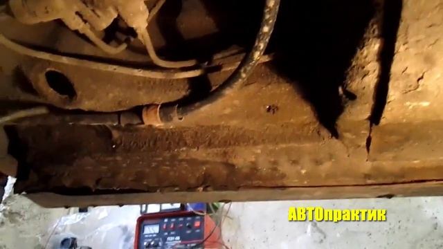 Антикоррозийная обработка мовилем порогов и дверей ВАЗ 2112 своими руками. АВТОпрактик