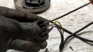 ЕСТЬ ЛИ В ПОДСТАВКЕ ОТ ЭЛЕКТРИЧЕСКОГО ЧАЙНИКА СЕРЕБРО?