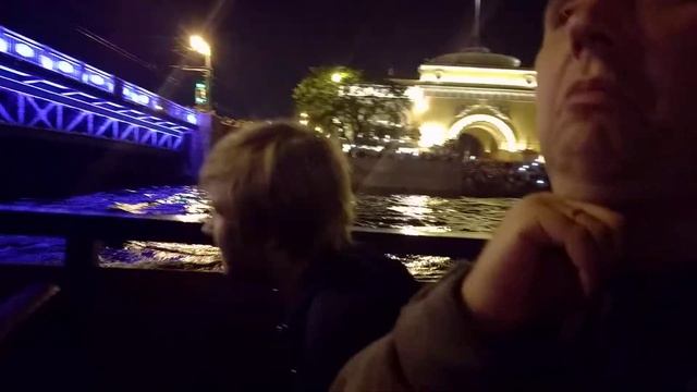 Разводка Дворцового моста смотреть онлайн