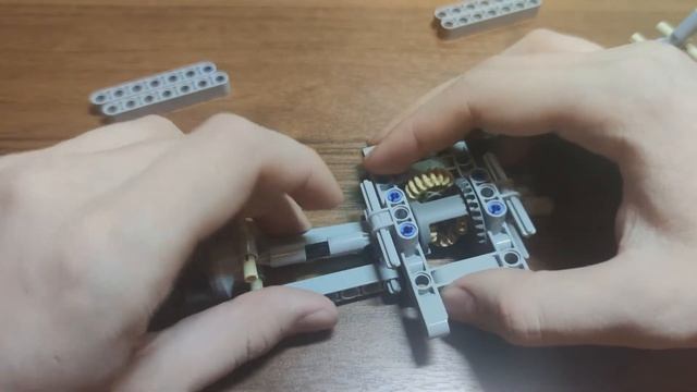 Задняя независимая подвеска из LEGO Technic
