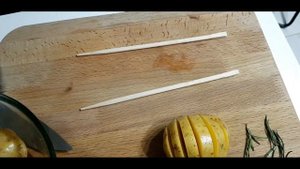 Картофель запечённый с салом в фольге