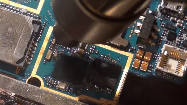 Samsung C3752 не включается после поды смотреть онлайн