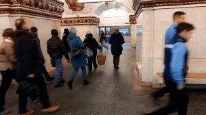 из аэропорта Внуково на метро в аэропорт Шереметьево, минуя большие вокзалы